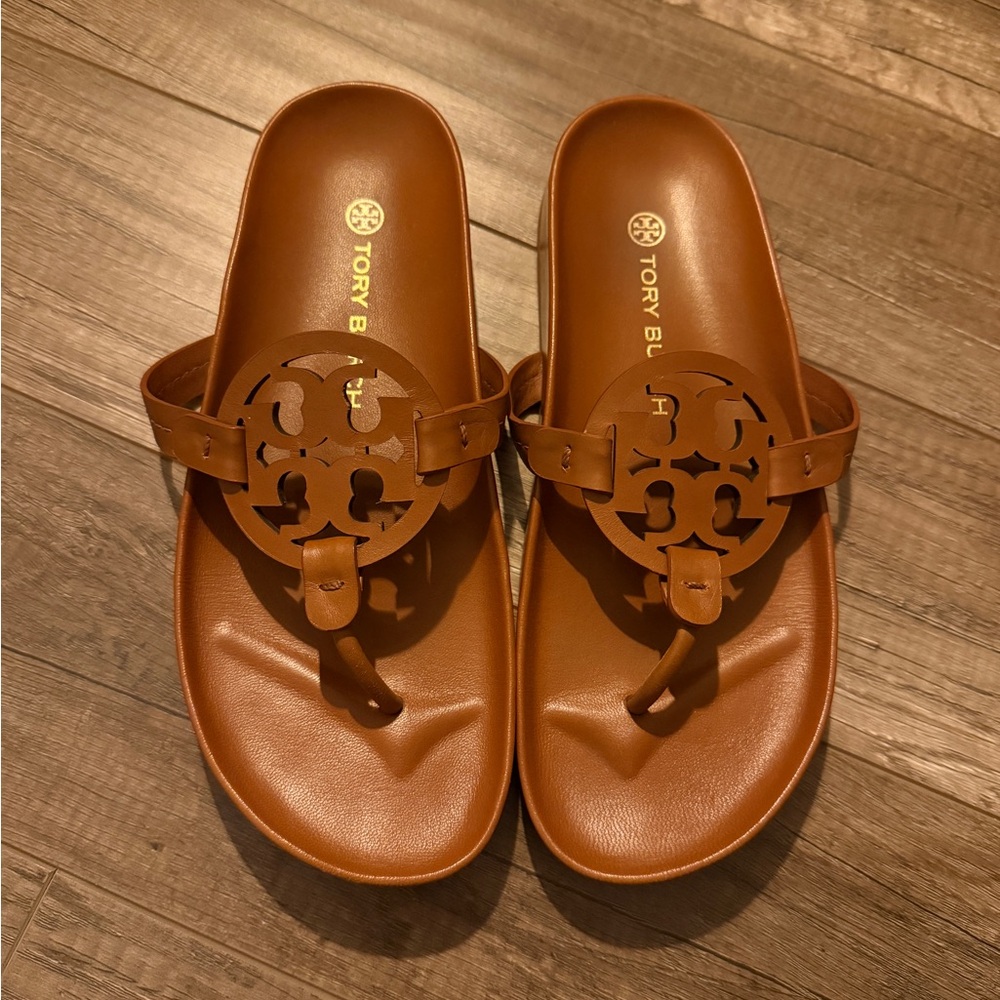 Tory Burch Tan Sandals - Picture 5 of 6